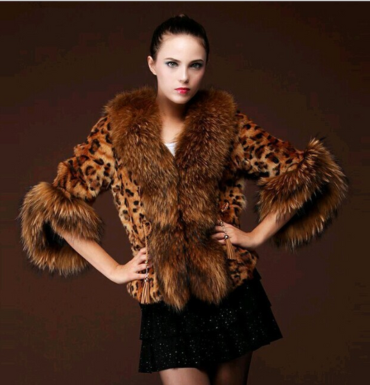 Fur coat girl - Classic chic